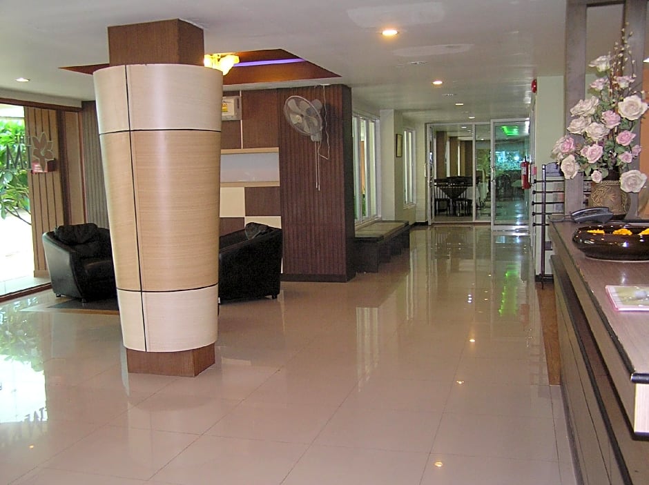 The Impress Khonkaen Hotel