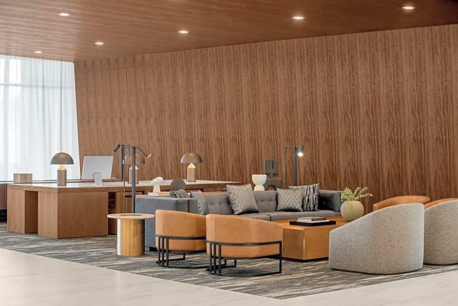 AC Hotel by Marriott Vancouver Waterfront