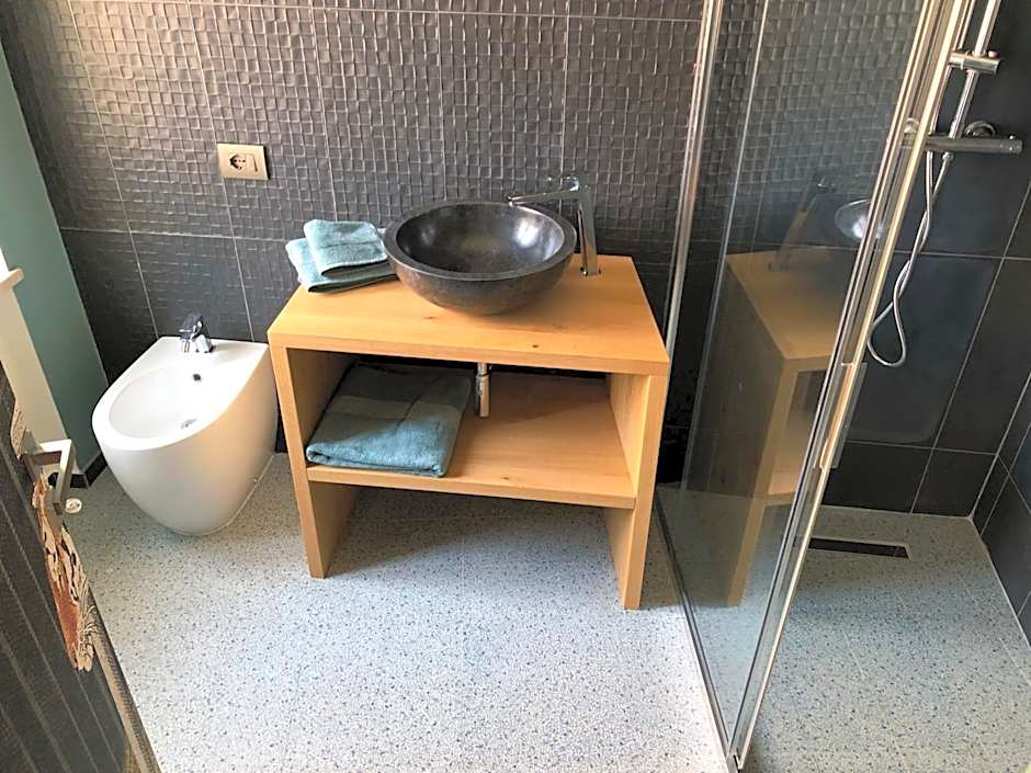 The Lion's Den BnB
