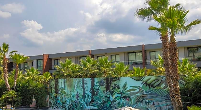 DoubleTree by Hilton Hotel Izmir Airport