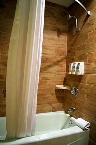 Best Western Wichita North Hotel & Suites – Wichita, KS