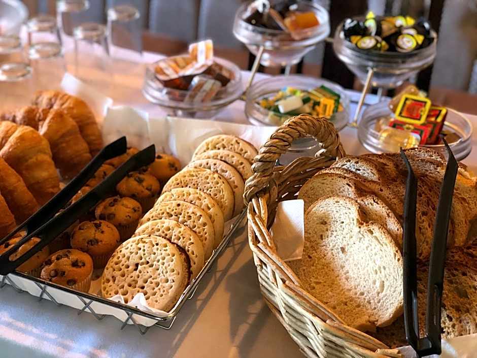 Oaklands by Greene King Inns