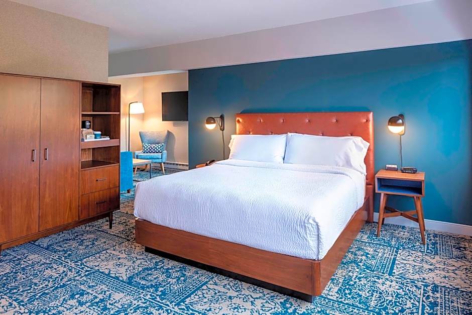 The Four Points by Sheraton Norwood Conference Center