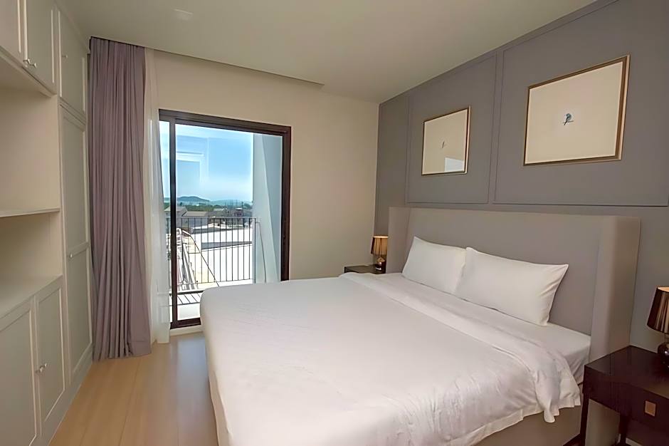 DLUX Condominium Chalong Phuket