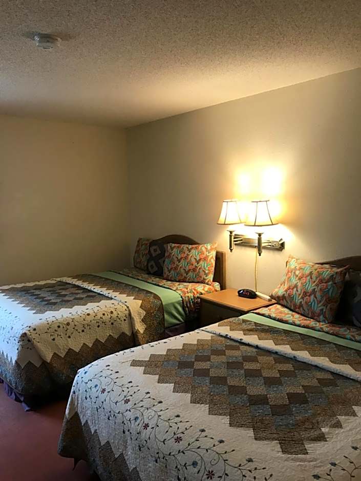Country Lodge Inn