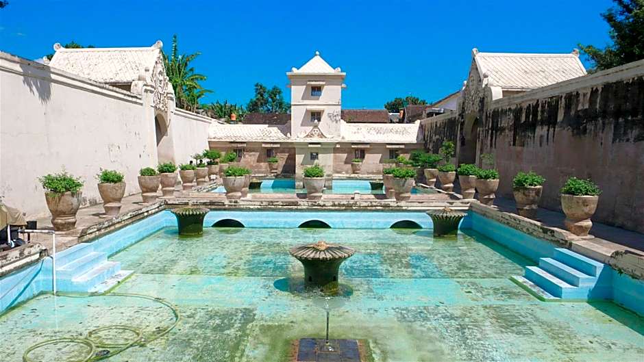 4016 Tan Jokteng Guest House – Yogyakarta, ID