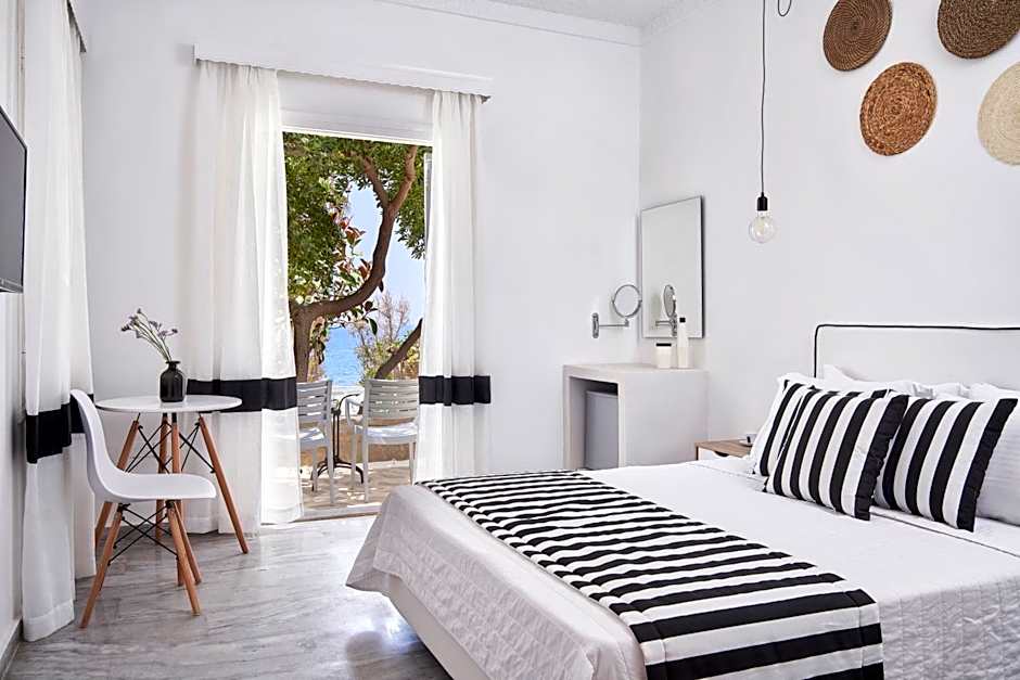Foto 1 dari 7 — Comfort, Sea View