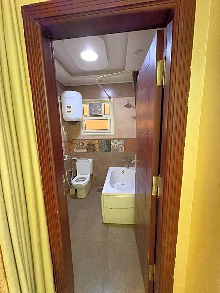 Royal Aura Residence