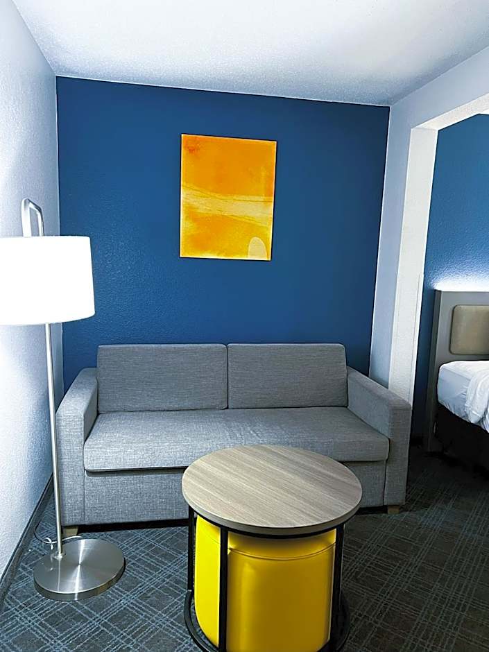 Comfort Inn & Suites Sheboygan I-43