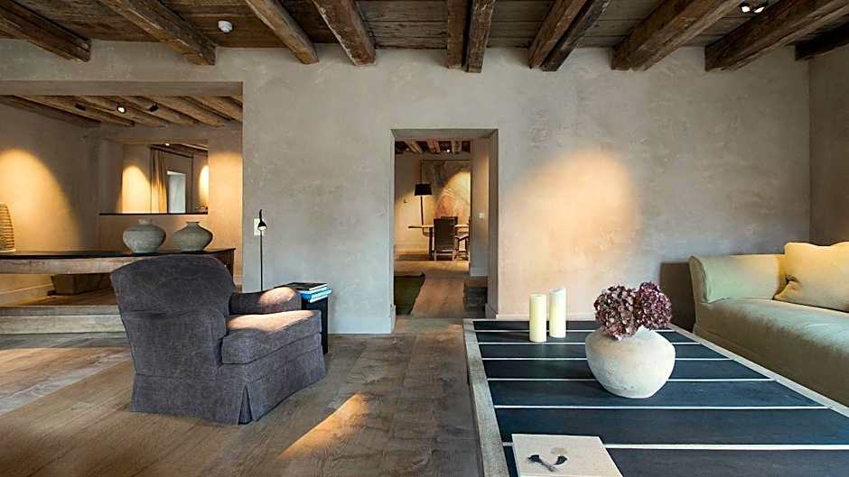 Townhouse Weisses Kreuz Boutiquehotel