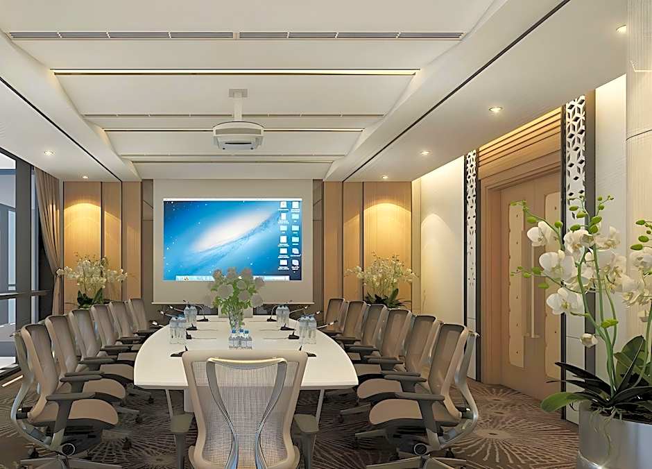 DeLaSea Ha Long Hotel - Modern Bayview Escape