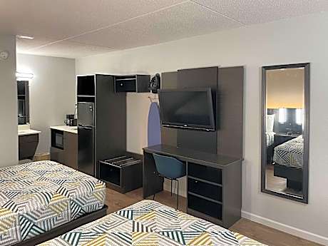 2 Full Beds | Non-Smoking, Kitchen