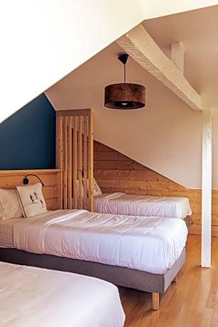 Two-Bedroom Apartment (5 Adults)