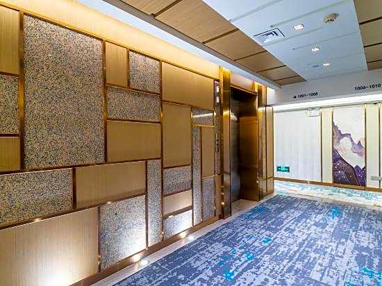 Oriental Silk Hotel