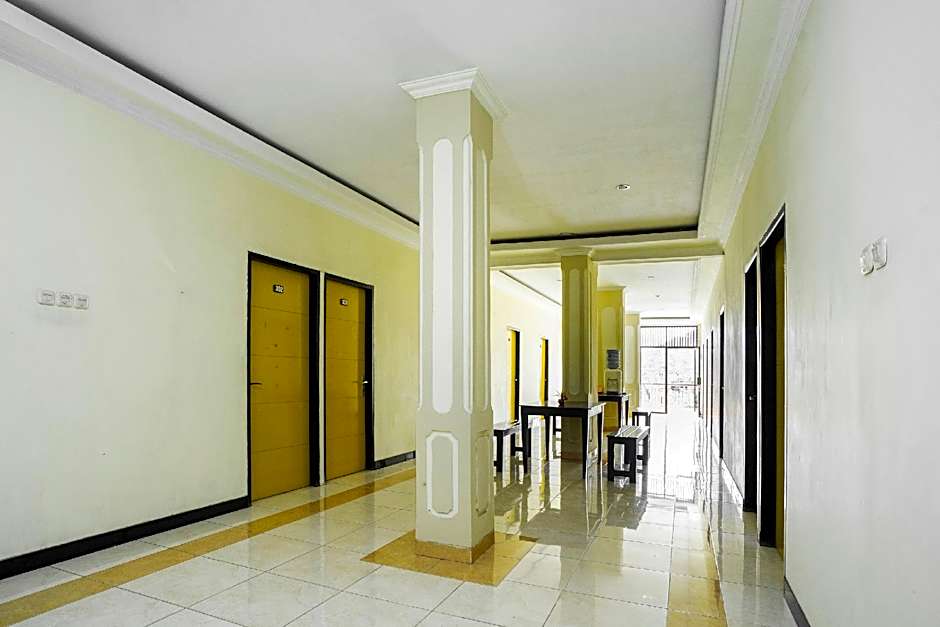 OYO 2319 Tengkawang Residence