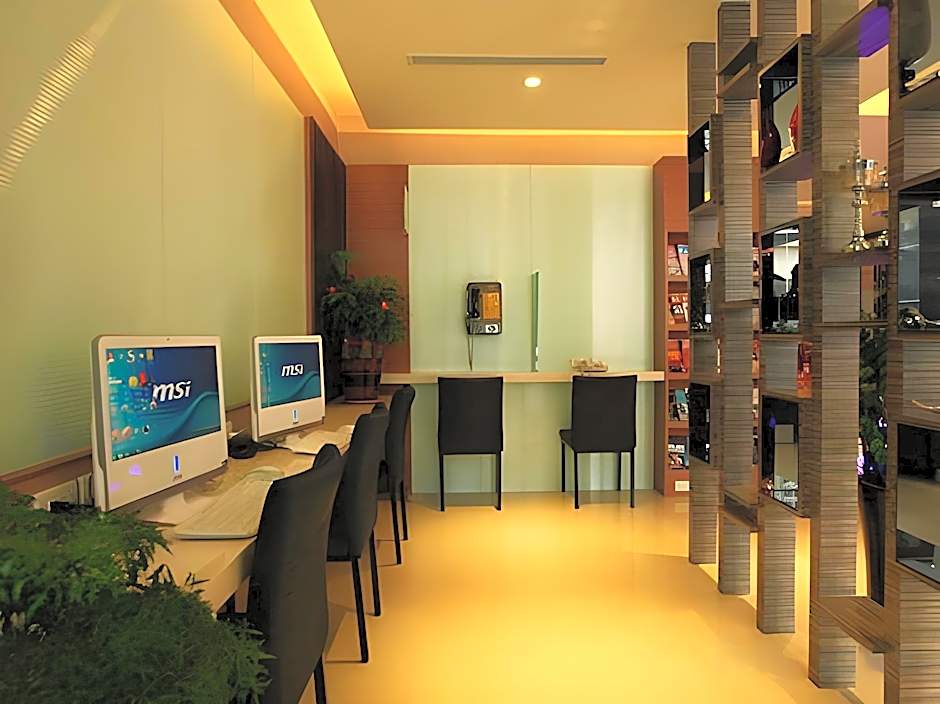 Paris Business Hotel