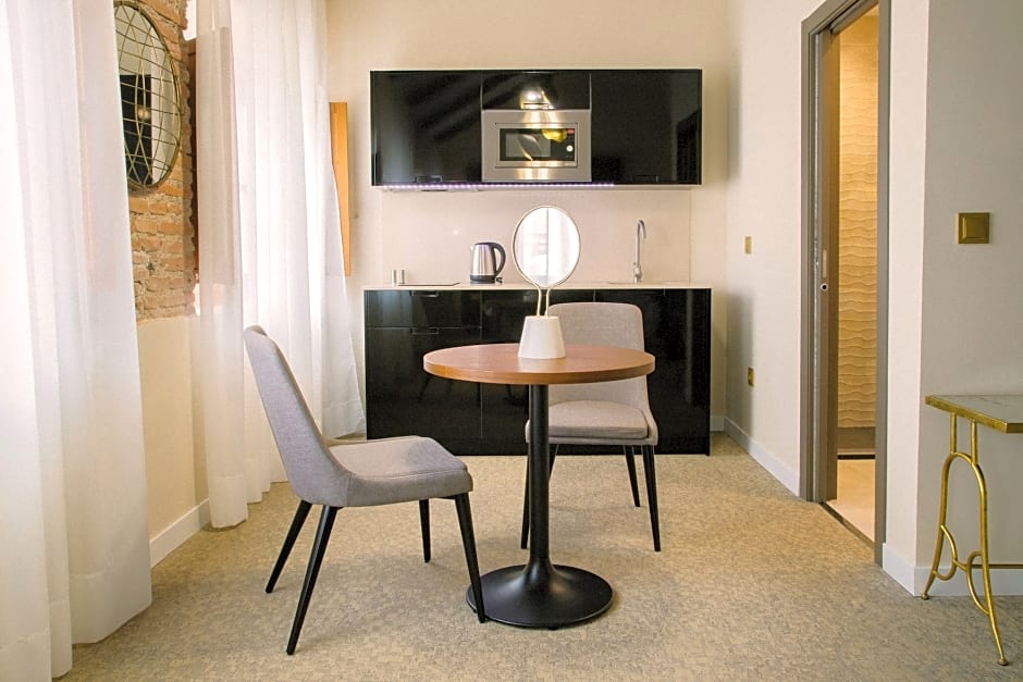 Apartamentos Naitly Málaga Teatro Romano