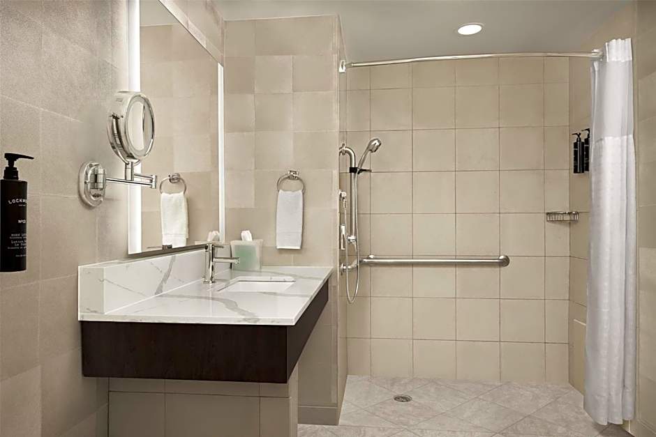 Virginia Crossings Hotel, Tapestry Collection by Hilton