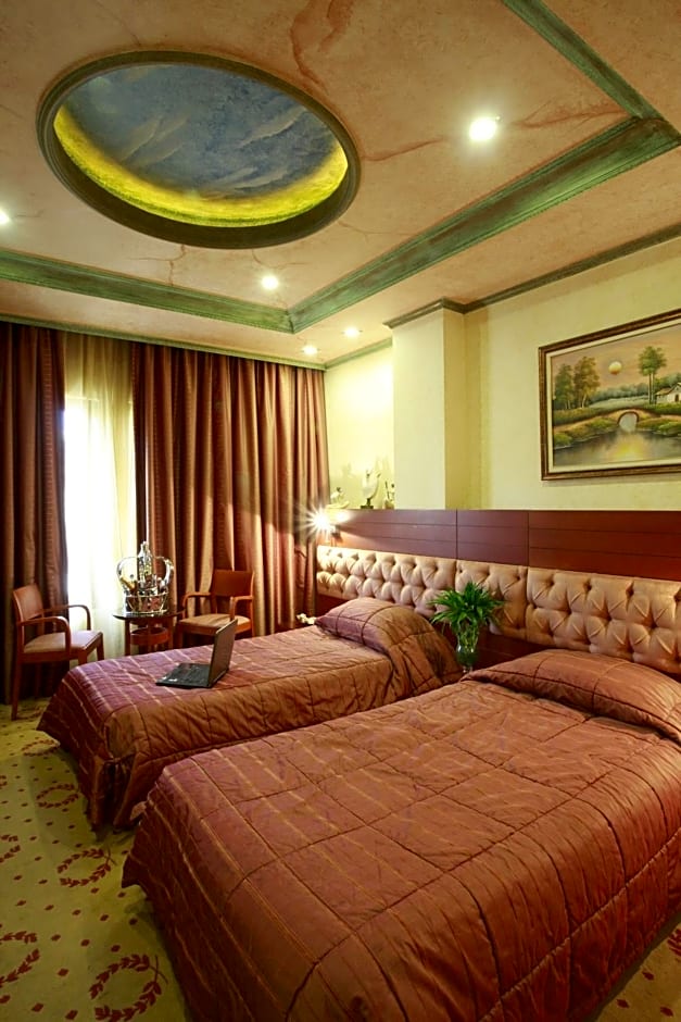 Duroy Hotel