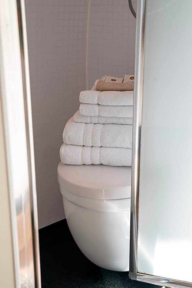 Eriskay B&B and Aviemore Glamping