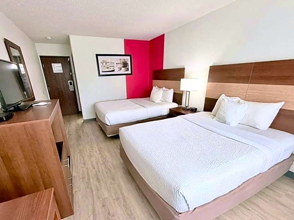 Ramada by Wyndham Effingham