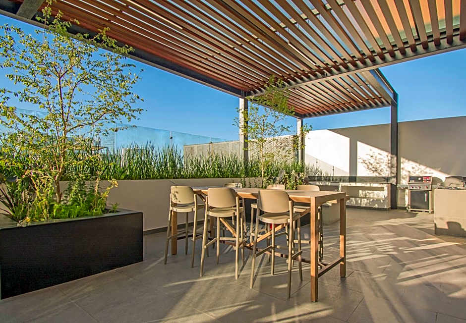 Staybridge Suites Guadalajara Novena By IHG