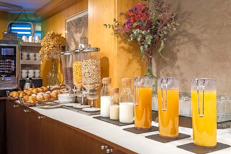 Hotel Madanis Liceo