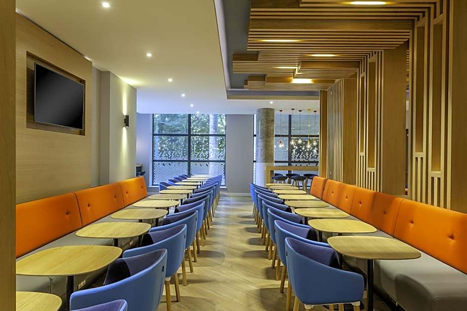 Holiday Inn Express Dublin-Airport By IHG