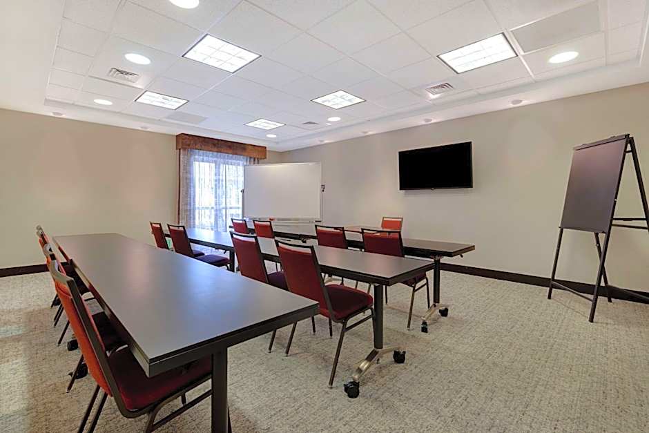 Hampton Inn By Hilton & Suites San Luis Obispo