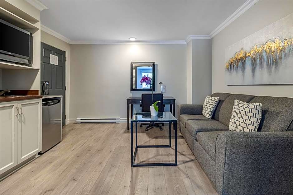 Dannys Hotel Suites; SureStay Collection by Best Western