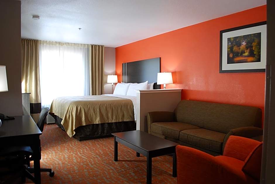 Quality Inn & Suites Fresno Northwest
