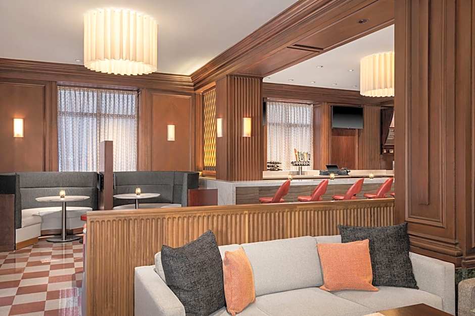 Courtyard by Marriott St. Louis Downtown/Convention Center