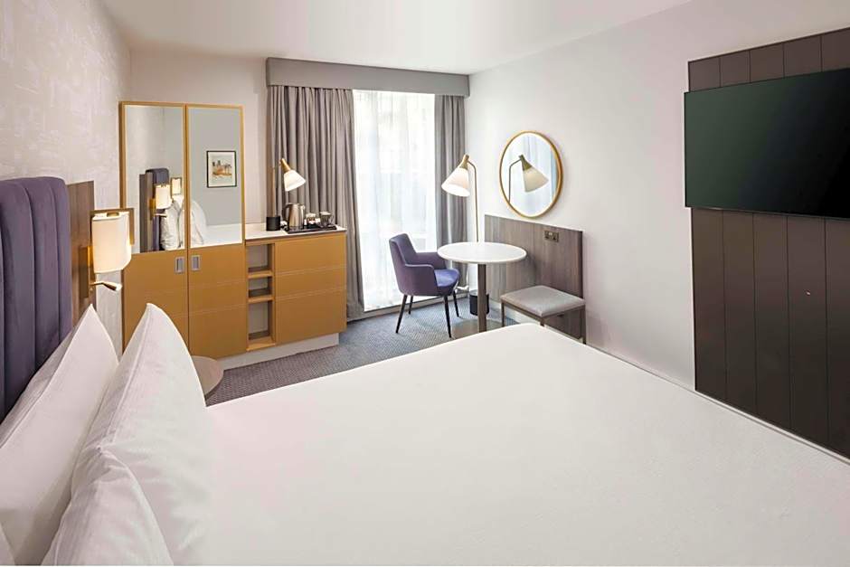 DoubleTree By Hilton Manchester Piccadilly Place