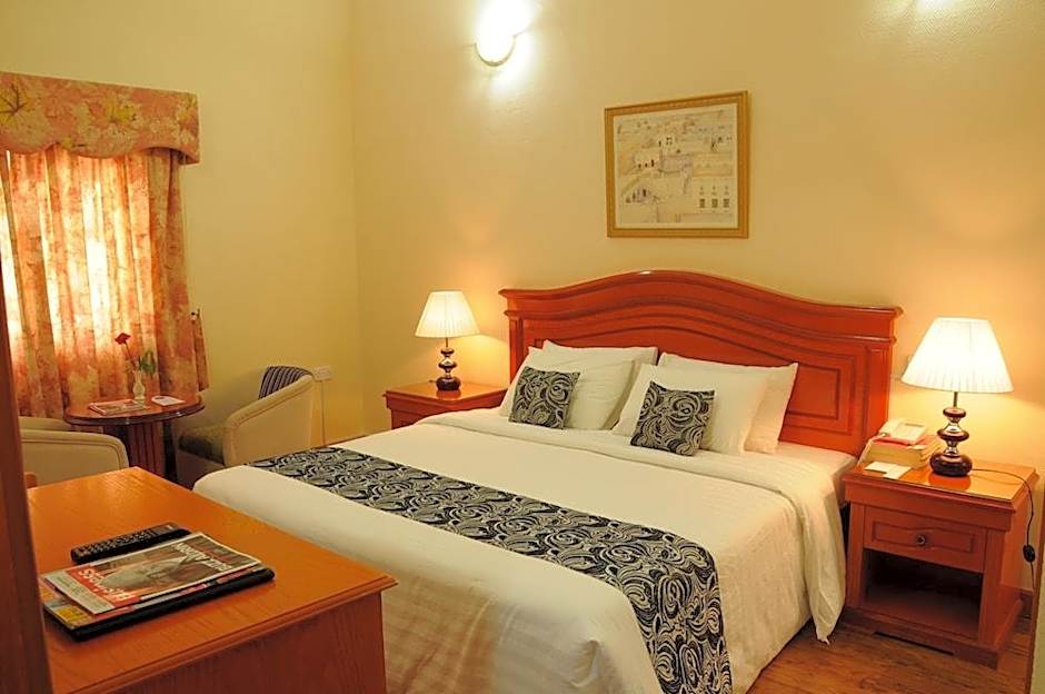 Gulf Gate Hotel