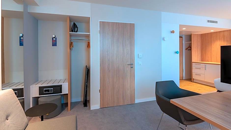 Holiday Inn Express And Suites Potsdam By IHG
