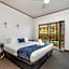 Summit Motor Lodge