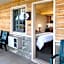 Rock Crest Lodge & Cabins