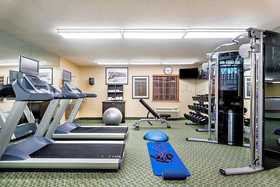 Candlewood Suites Sterling By IHG