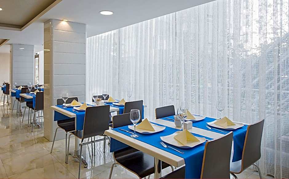 Citrus Luna Suite Hotel