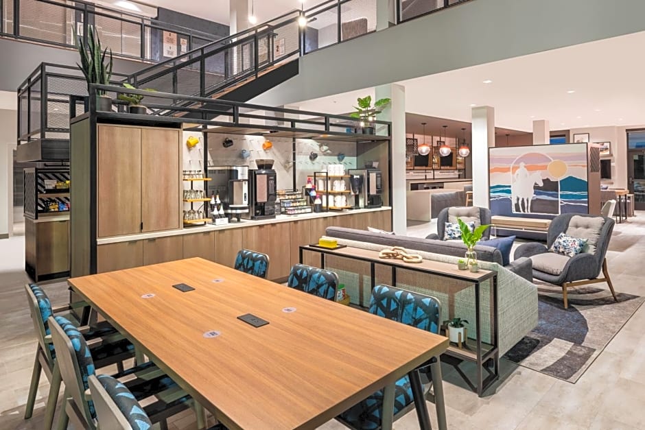 Atwell Suites - Denver Airport Tower Road By IHG
