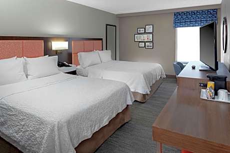 2 Queen Beds Non-Smoking