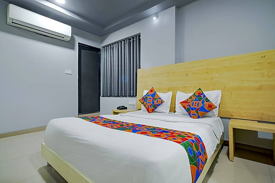 OYO Townhouse 81349 Townhouse Friends Inn – Indore, OH