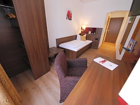 Comfort Single Room