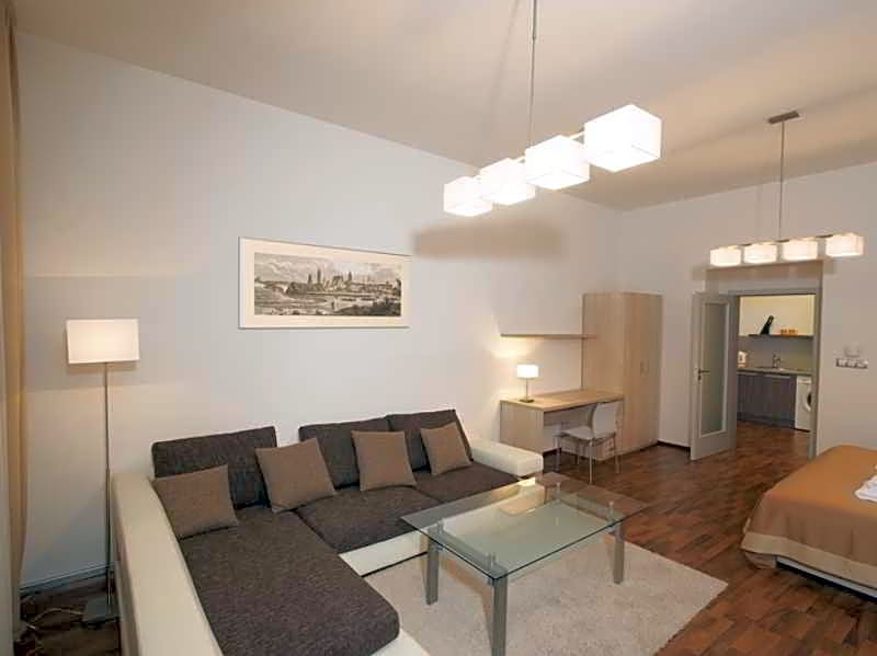 Residence U Cerne veze