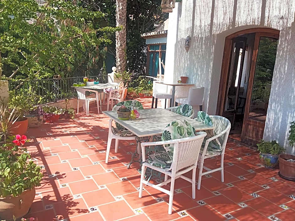 Valle y Mar, Casa de Huéspedes