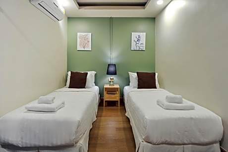 Standard Twin Room