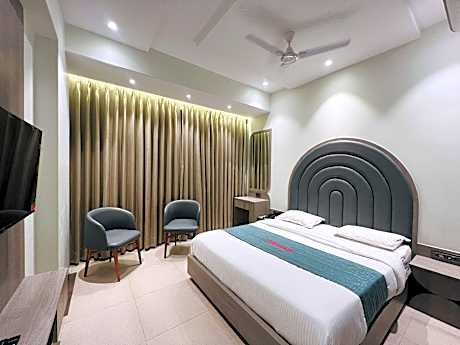 VISHRAM EXECUTIVE ROOMS