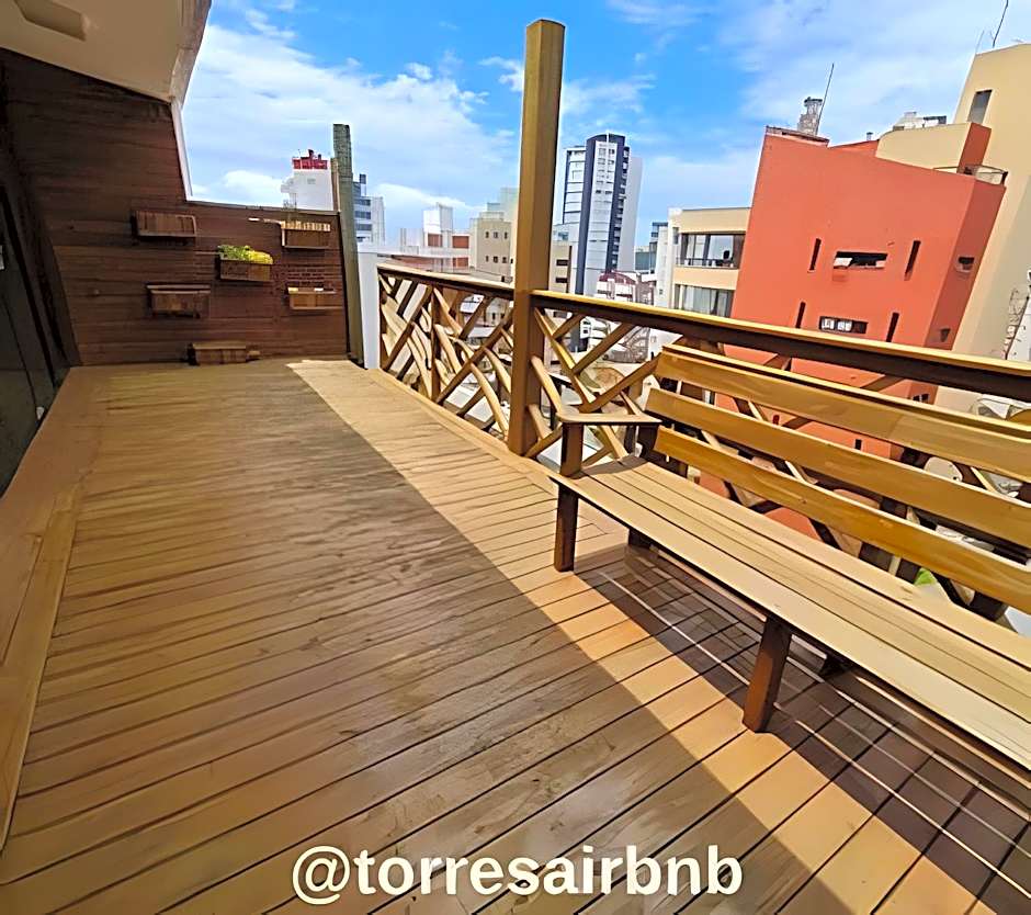 Cobertura duplex a memos de 300mts do mar | Quatro Praças