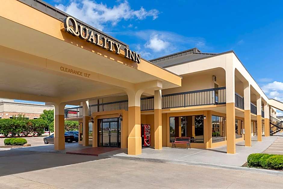 Quality Inn At Arlington Highlands