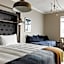 ODDSSON Downtown Hotel